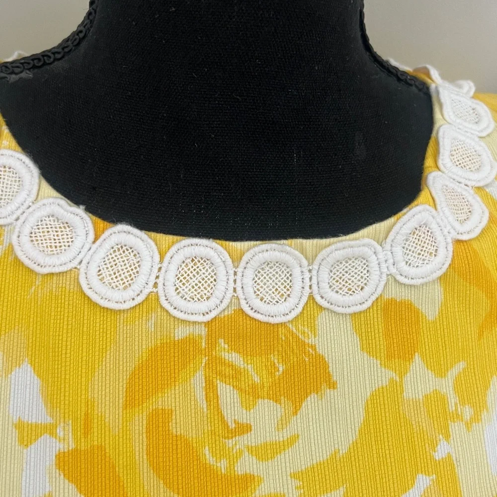Lilly Pulitzer yellow rose dress
Size 4 - Picture 2 of 7